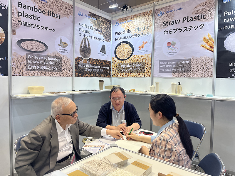 Jiangsu Jinhe Exhibición de plásticos de alto rendimiento de alta tecnología Osaka concluyó con éxito: los materiales innovadores de base biológica han ganado atención internacional y han promovido la transformación verde global